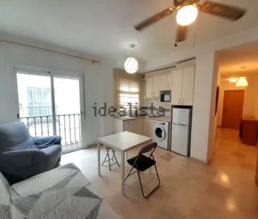 Alquiler de piso en Calle Refino - Photo 5