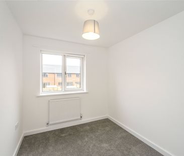 Wilks Road, Crowthorne, RG45 - Photo 3