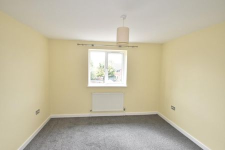 1 bedroom semi-detached house to rent - Photo 2