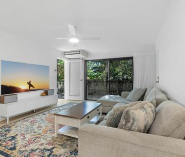CONVENIENT GROUND FLOOR LIVING IN THE HEART OF COOLANGATTA - Photo 2