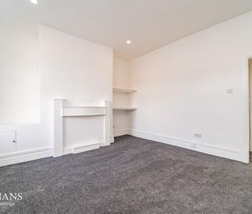 Whalley Road, Clayton Le Moors, Accrington - Photo 3