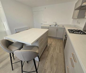 3 bedroom semi-detached house to rent - Photo 6