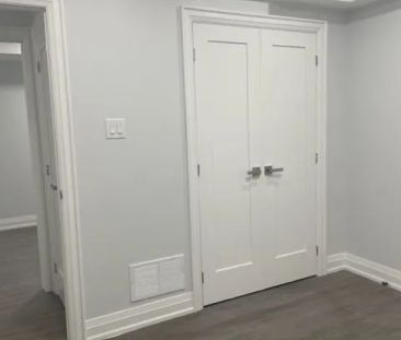 57 Phillip Avenue #Lower - Photo 1