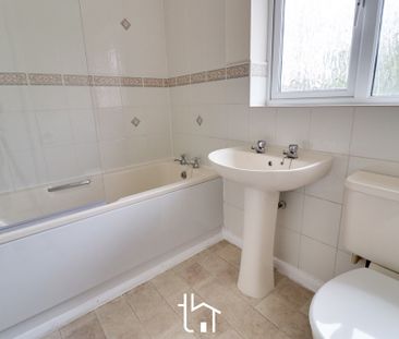 3 bed terraced house to rent in Waterworks Road, Coalville, LE67 - Photo 1