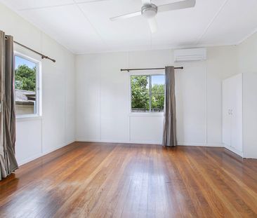 Spacious 4-Bedroom Family Home in Deagon 60 Biarra Street, Deagon •... - Photo 4