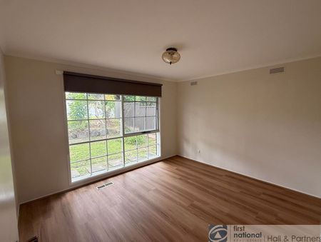 122 Brady Road, Dandenong North - Photo 2