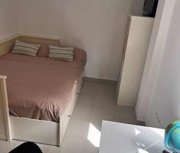 Calle Bachiller Sansón Carrasco, Málaga, Andalusia 29013 - Photo 5