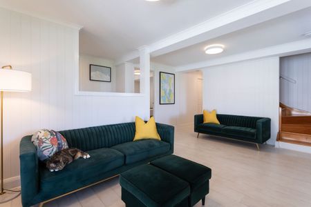 Quintessential Queenslander for the Whole Family - Photo 3