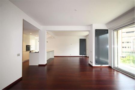Lugano: elegante e moderno appartamento di 4,5 locali in centro - Photo 2