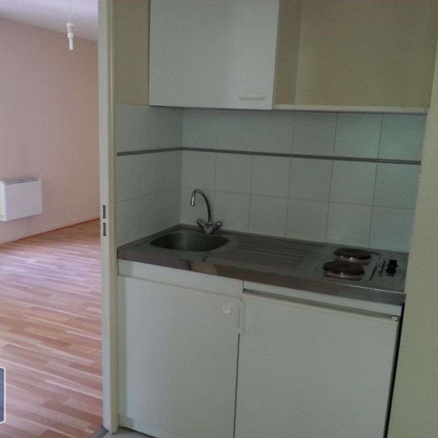 Location Appartement 1 pièce 27m² POITIERS 86000 - Photo 1