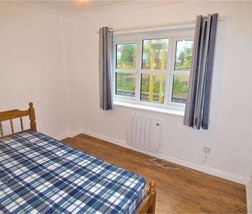 High Street, Leigh On Sea, Leigh On Sea, SS9 - Photo 3