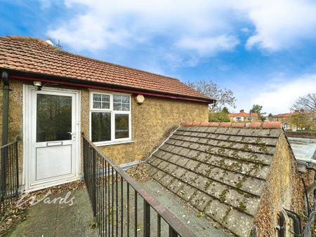 1 bedroom maisonette to rent - Photo 2