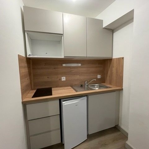 Location Appartement 1 pièce 25m² - Photo 1