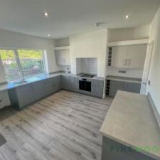 2 BEDROOM House - End Terrace - Photo 1