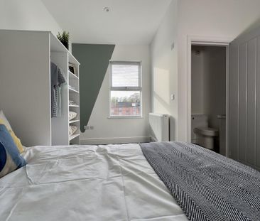 1 bedroom in a house share to rent - Photo 3