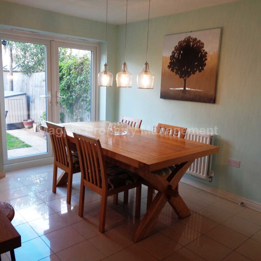Price £1,650 pcm - Available 23/05/2026 - Furnished - Photo 1