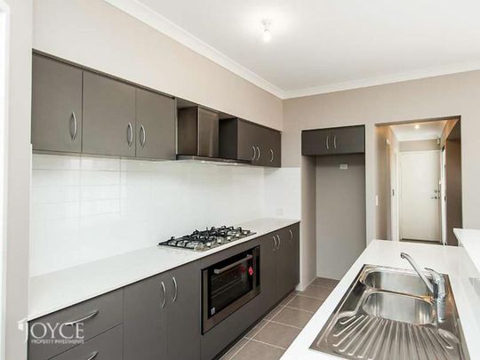 4 Affable Way, ATWELL WA 6164 - Photo 1