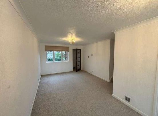 Lower Earley, Reading, RG6 - Photo 1