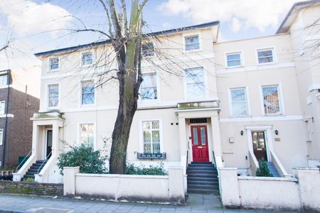 Adelaide Road, Belsize Park, London - Photo 2