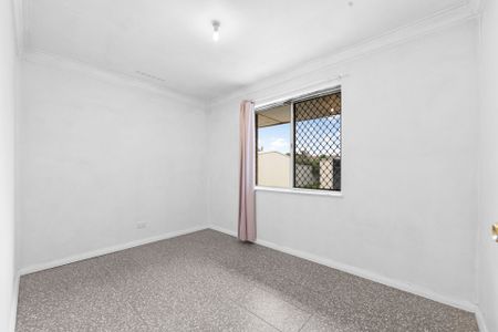 Conveniently Located 2-Bedroom&comma; 1-Bathroom Home&excl; - Photo 4