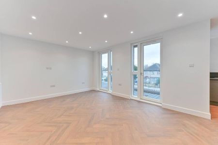 3 bedroom flat to rent - Photo 2