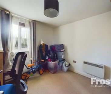 Eaton Avenue, Slough, Berks,SL1 - Photo 6