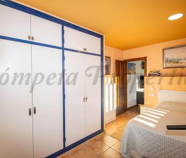 Country Property in Torrox, Andalucia , Costa del Sol - Photo 4