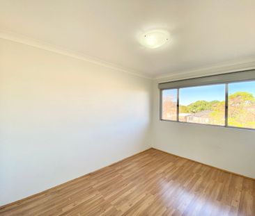 2 Bedrooms Conveniently Located - Photo 3