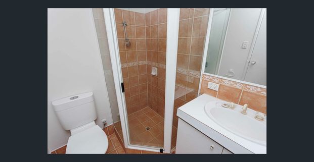 Seaside Comfort in Ocean Reef – Spacious Family Home! - Photo 1