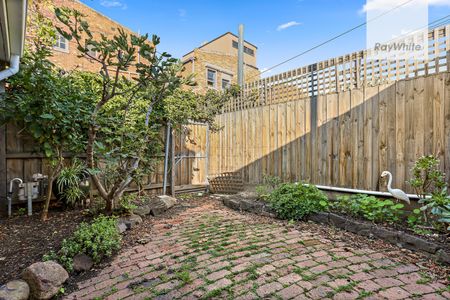 8 Greeves Street, Fitzroy VIC 3065 - House For Rent | Domain - Photo 3