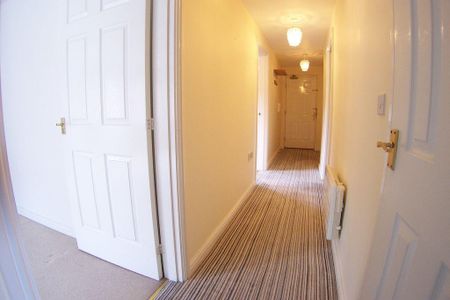 2 bedroom flat to rent - Photo 5