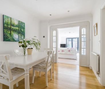 Blackheath Lane, Guildford, Surrey, GU4 - Photo 2