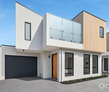 Stylish Brand New Townhouse! - Photo 5