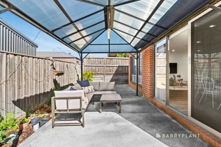 “Neat and Complete” - Photo 5