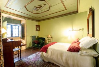 Luxury 6 bedroom Detached House for rent in O Rosal, Galicia