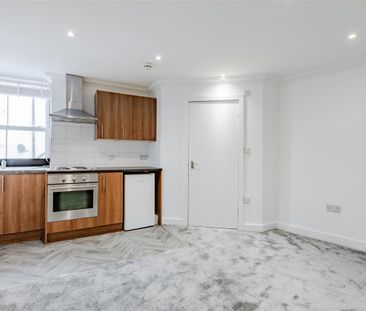 Seaside, Eastbourne - Photo 3