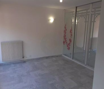 Location Appartement 1 pièce 29m² MENTON 06500 - Photo 2