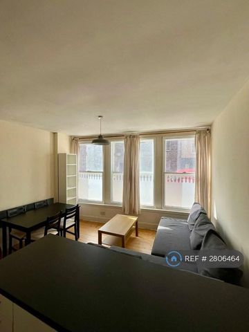 1 bedroom flat to rent - Photo 2