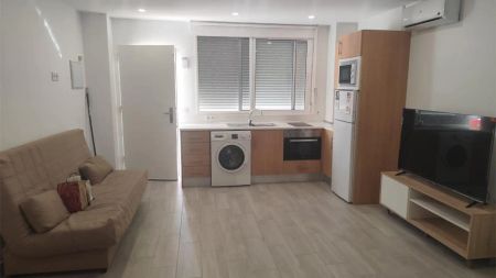 Piso de alquiler en Calle Eduardo Carvajal, 3, Carranque - Haza Cuevas - Photo 4