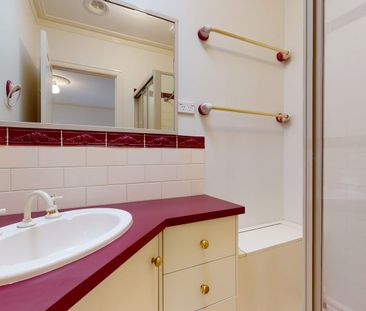 Modern Comfort in a Prime Location - Photo 4