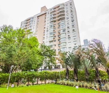 Apartamento com 2 quartos e 67m² para alugar em Passo da Areia, Por... - Photo 3