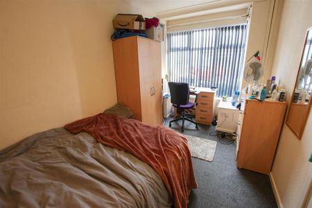 4 bedroom house to rent - Photo 4