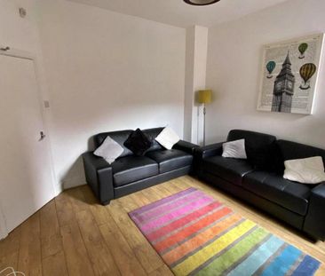 6 bedroom terraced house to rent - Photo 1