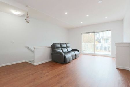 50-16588 Fraser Highway, Surrey - Photo 4