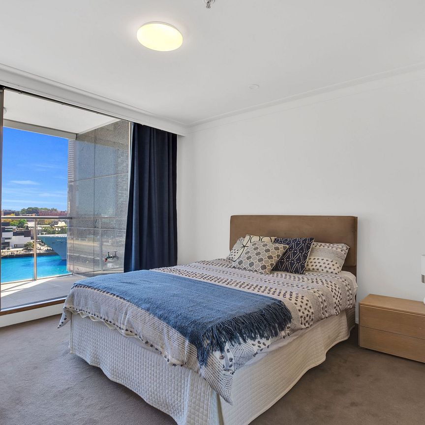 1103/61 Macquarie Street, Sydney - Photo 1