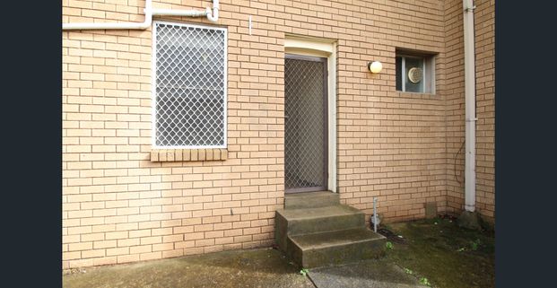 No Car- No Worries - Photo 1