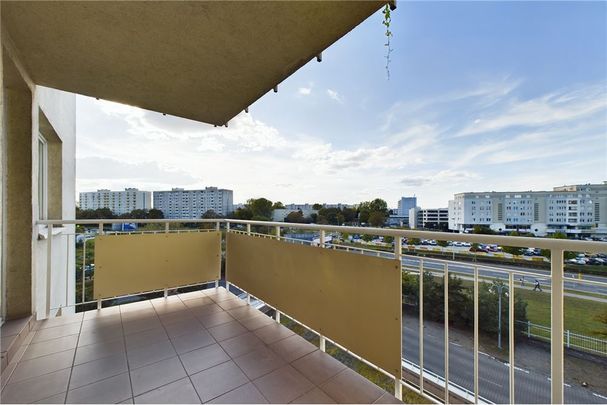 Condo/Apartment - For Rent/Lease - Warszawa, Poland - Zdjęcie 1