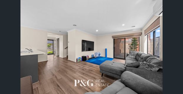 Fresh, Spacious & Ready for You in Clyde North - Photo 1