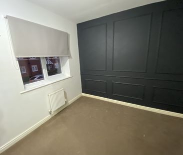 Robinson Road, Ellesmere Port - Photo 5