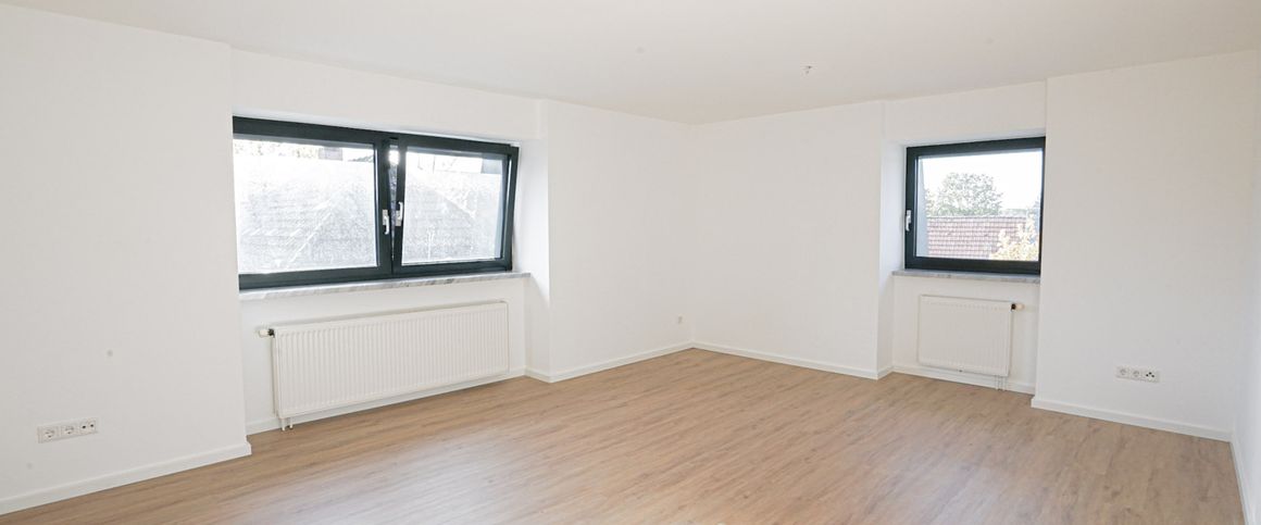 Edewecht - Hauptstraße: frisch renovierte 3-Zi. Whg., Terminbuchung über Link, s ... - Foto 1